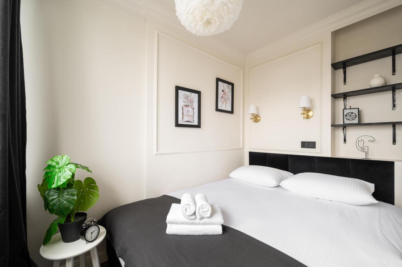 Petit Paris 36 Apartment Warsaw Exterior photo